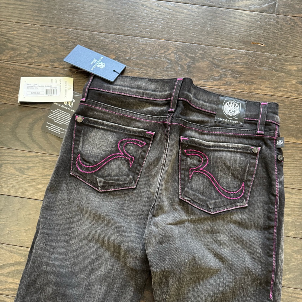 Women’s Black Jeans